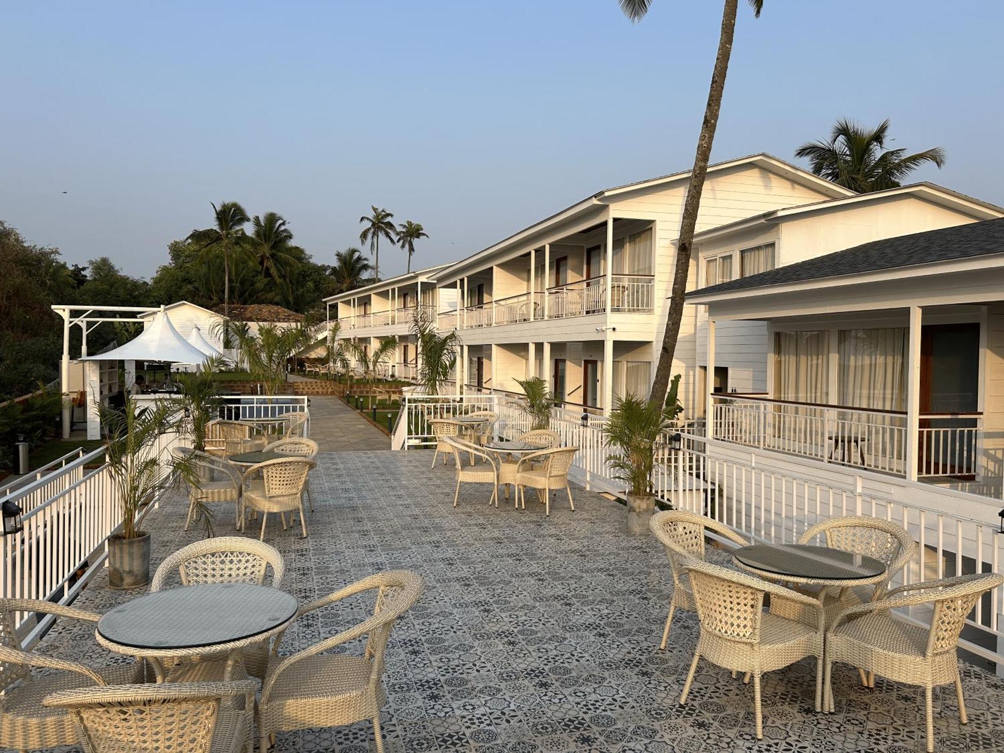 The Kimaya - By The Sea Baga Ngoại thất bức ảnh